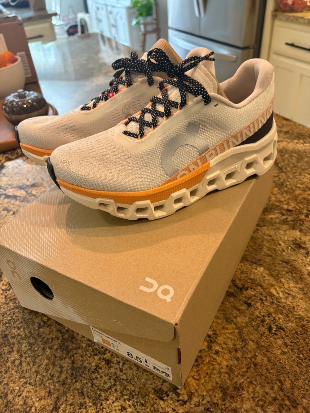 Brand New in box OnCloud Cloudmonster 2